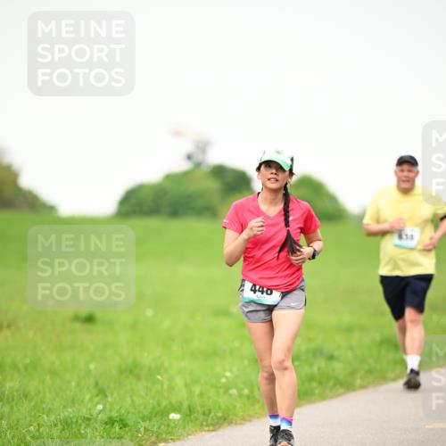 10.05.2026 - 8. Wedeler Halbmarathon Dr. Thomas Lammeyer http://msf.ph/oto/9714470 10.05.2026 12:20:34 Laufen 440 meine-sportfotos.de