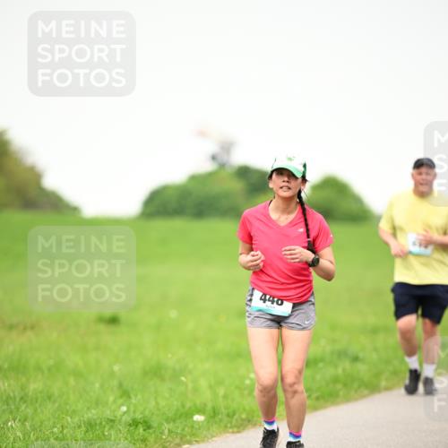 10.05.2026 - 8. Wedeler Halbmarathon Dr. Thomas Lammeyer http://msf.ph/oto/9714472 10.05.2026 12:20:34 Laufen 440 meine-sportfotos.de