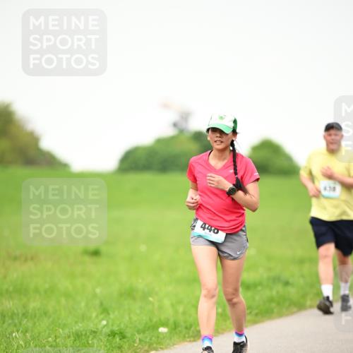 10.05.2026 - 8. Wedeler Halbmarathon Dr. Thomas Lammeyer http://msf.ph/oto/9714473 10.05.2026 12:20:34 Laufen 440, 630 meine-sportfotos.de