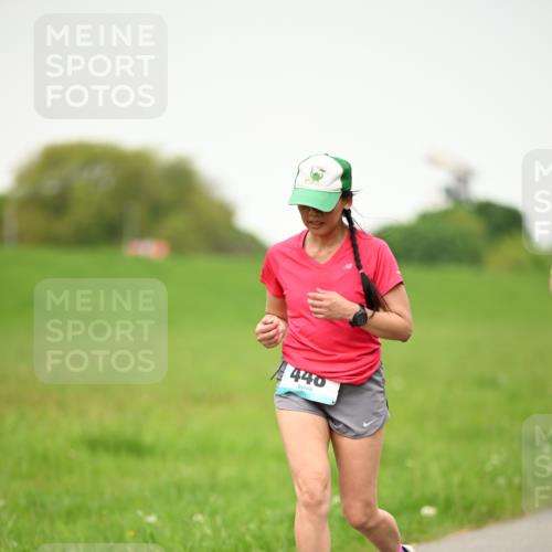 10.05.2026 - 8. Wedeler Halbmarathon Dr. Thomas Lammeyer http://msf.ph/oto/9714487 10.05.2026 12:20:36 Laufen 440 meine-sportfotos.de