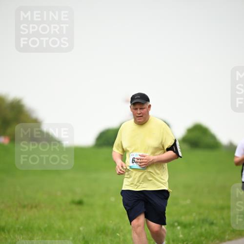 10.05.2026 - 8. Wedeler Halbmarathon Dr. Thomas Lammeyer http://msf.ph/oto/9714496 10.05.2026 12:20:38 Laufen  meine-sportfotos.de