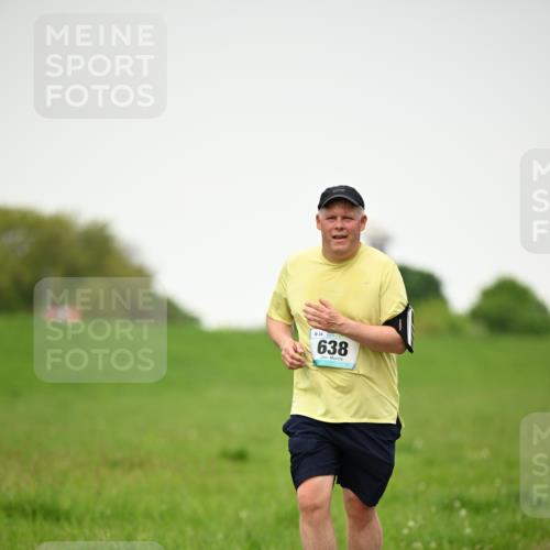 10.05.2026 - 8. Wedeler Halbmarathon Dr. Thomas Lammeyer http://msf.ph/oto/9714503 10.05.2026 12:20:39 Laufen 638 meine-sportfotos.de