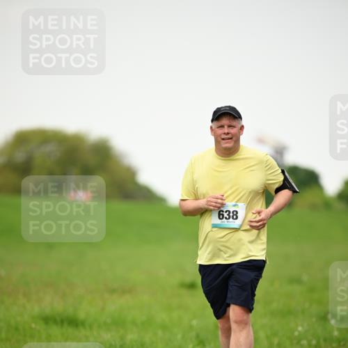 10.05.2026 - 8. Wedeler Halbmarathon Dr. Thomas Lammeyer http://msf.ph/oto/9714511 10.05.2026 12:20:39 Laufen 638 meine-sportfotos.de