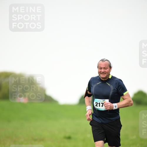 10.05.2026 - 8. Wedeler Halbmarathon Dr. Thomas Lammeyer http://msf.ph/oto/9714580 10.05.2026 12:21:33 Laufen 217 meine-sportfotos.de