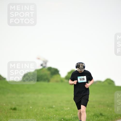 10.05.2026 - 8. Wedeler Halbmarathon Dr. Thomas Lammeyer http://msf.ph/oto/9714608 10.05.2026 12:21:39 Laufen 528 meine-sportfotos.de
