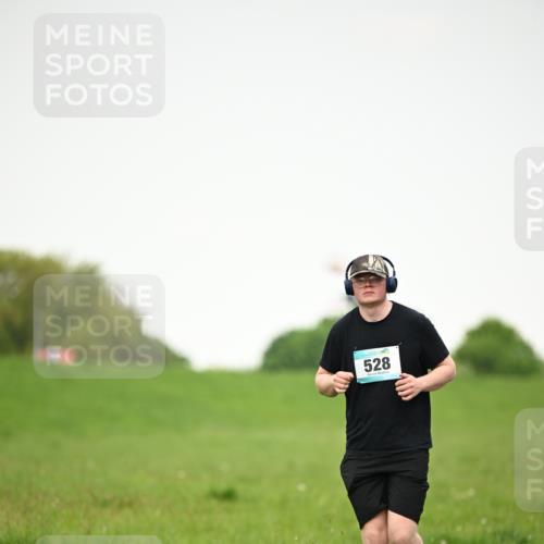 10.05.2026 - 8. Wedeler Halbmarathon Dr. Thomas Lammeyer http://msf.ph/oto/9714619 10.05.2026 12:21:41 Laufen 528 meine-sportfotos.de
