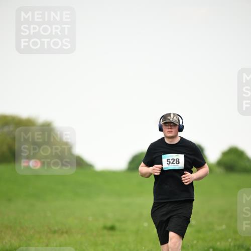 10.05.2026 - 8. Wedeler Halbmarathon Dr. Thomas Lammeyer http://msf.ph/oto/9714622 10.05.2026 12:21:41 Laufen 528 meine-sportfotos.de