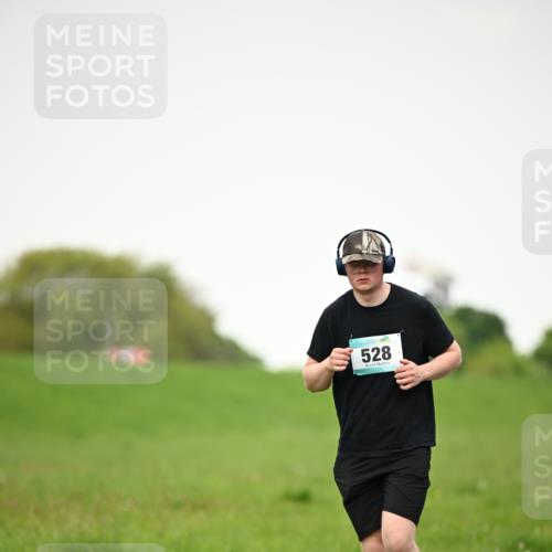 10.05.2026 - 8. Wedeler Halbmarathon Dr. Thomas Lammeyer http://msf.ph/oto/9714626 10.05.2026 12:21:41 Laufen 528 meine-sportfotos.de