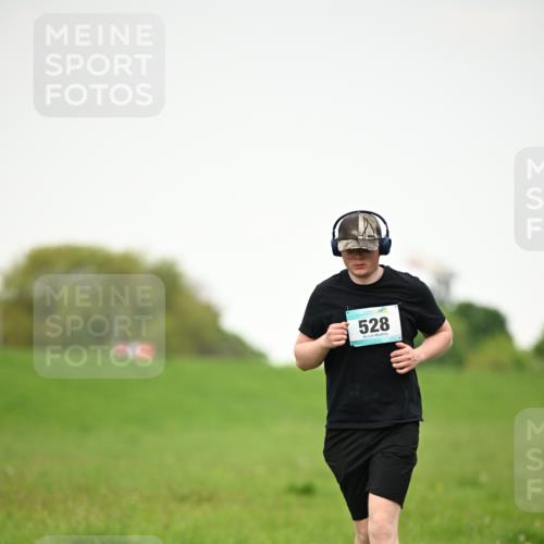10.05.2026 - 8. Wedeler Halbmarathon Dr. Thomas Lammeyer http://msf.ph/oto/9714631 10.05.2026 12:21:42 Laufen 528 meine-sportfotos.de