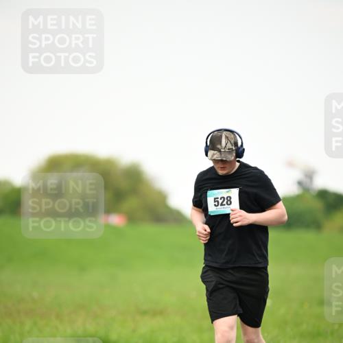 10.05.2026 - 8. Wedeler Halbmarathon Dr. Thomas Lammeyer http://msf.ph/oto/9714635 10.05.2026 12:21:42 Laufen 528 meine-sportfotos.de