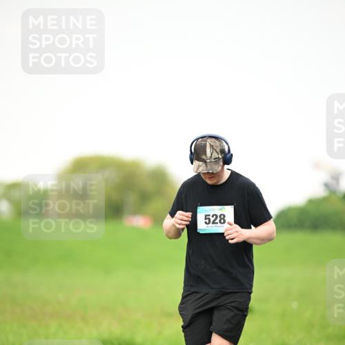 10.05.2026 - 8. Wedeler Halbmarathon Dr. Thomas Lammeyer http://msf.ph/oto/9714640 10.05.2026 12:21:42 Laufen 528 meine-sportfotos.de