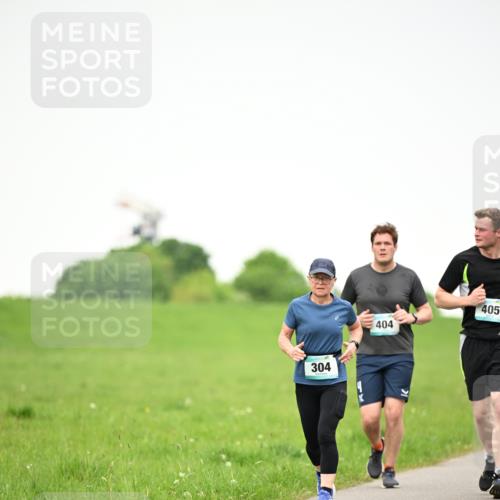 10.05.2026 - 8. Wedeler Halbmarathon Dr. Thomas Lammeyer http://msf.ph/oto/9714672 10.05.2026 12:21:52 Laufen 304, 404, 405 meine-sportfotos.de