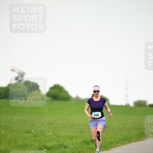 10.05.2026 - 8. Wedeler Halbmarathon Dr. Thomas Lammeyer http://msf.ph/oto/9714698 10.05.2026 12:22:58 Laufen 595 meine-sportfotos.de