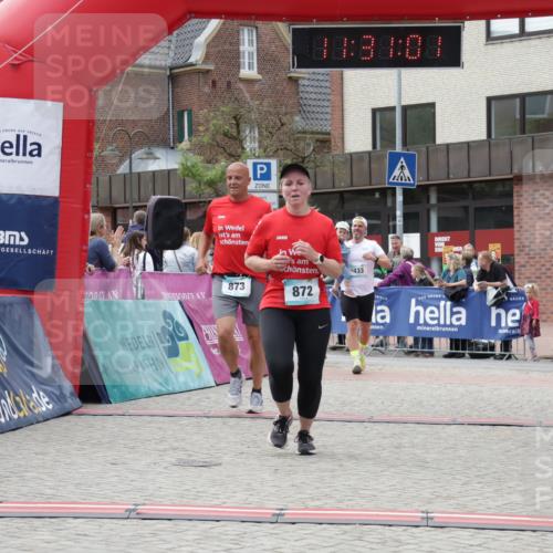 10.05.2026 - 8. Wedeler Halbmarathon Yannick Fuchs http://msf.ph/oto/9714706 10.05.2026 11:30:59 Ziel 433, 872, 873, 2154 meine-sportfotos.de