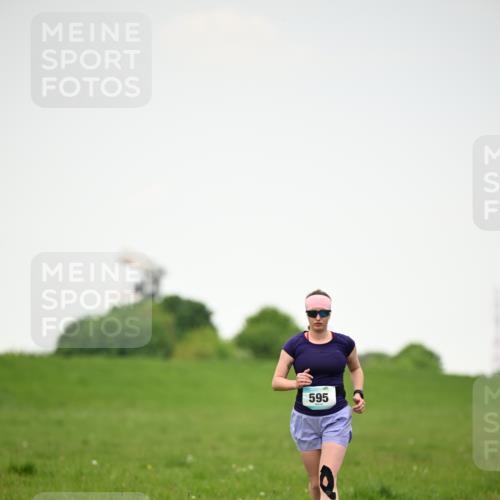 10.05.2026 - 8. Wedeler Halbmarathon Dr. Thomas Lammeyer http://msf.ph/oto/9714716 10.05.2026 12:23:00 Laufen 595 meine-sportfotos.de