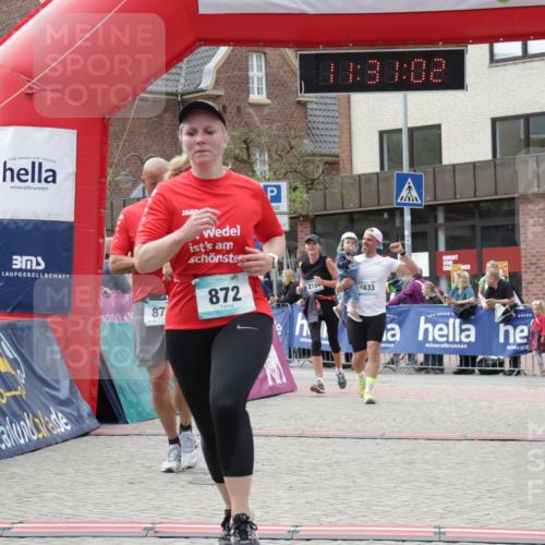 10.05.2026 - 8. Wedeler Halbmarathon Yannick Fuchs http://msf.ph/oto/9714718 10.05.2026 11:31:00 Ziel 433, 872, 873, 2154 meine-sportfotos.de