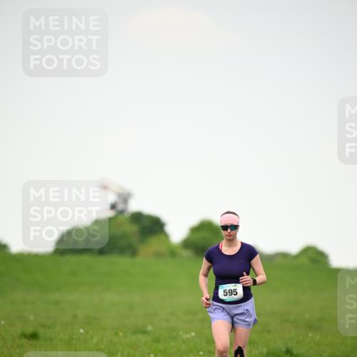 10.05.2026 - 8. Wedeler Halbmarathon Dr. Thomas Lammeyer http://msf.ph/oto/9714721 10.05.2026 12:23:00 Laufen 595 meine-sportfotos.de
