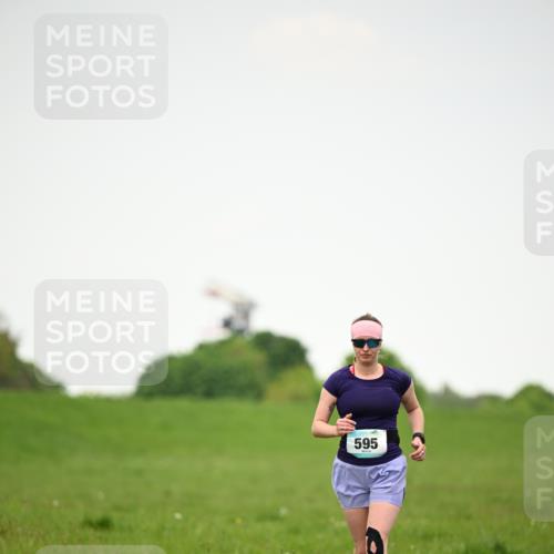 10.05.2026 - 8. Wedeler Halbmarathon Dr. Thomas Lammeyer http://msf.ph/oto/9714725 10.05.2026 12:23:01 Laufen 595 meine-sportfotos.de