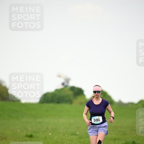 10.05.2026 - 8. Wedeler Halbmarathon Dr. Thomas Lammeyer http://msf.ph/oto/9714726 10.05.2026 12:23:01 Laufen 595 meine-sportfotos.de