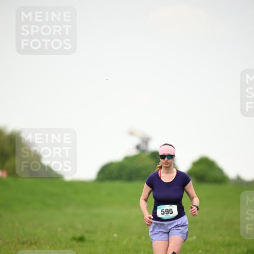 10.05.2026 - 8. Wedeler Halbmarathon Dr. Thomas Lammeyer http://msf.ph/oto/9714734 10.05.2026 12:23:02 Laufen 595 meine-sportfotos.de