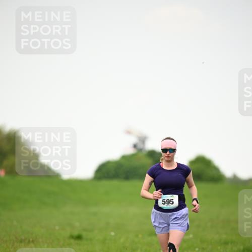 10.05.2026 - 8. Wedeler Halbmarathon Dr. Thomas Lammeyer http://msf.ph/oto/9714735 10.05.2026 12:23:01 Laufen 595 meine-sportfotos.de