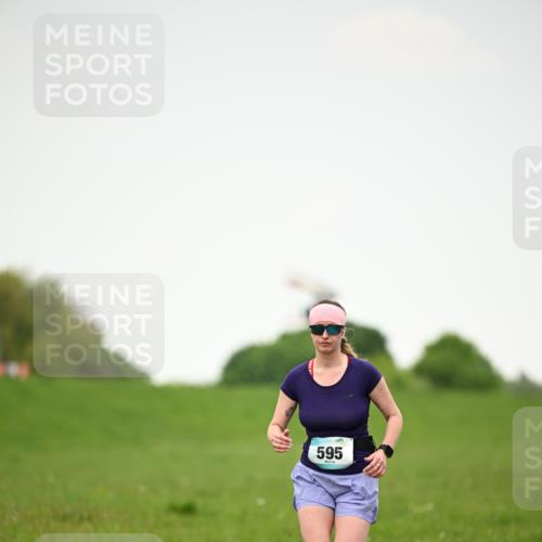 10.05.2026 - 8. Wedeler Halbmarathon Dr. Thomas Lammeyer http://msf.ph/oto/9714740 10.05.2026 12:23:02 Laufen 595 meine-sportfotos.de