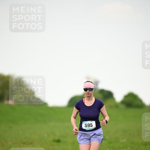 10.05.2026 - 8. Wedeler Halbmarathon Dr. Thomas Lammeyer http://msf.ph/oto/9714743 10.05.2026 12:23:02 Laufen 595 meine-sportfotos.de