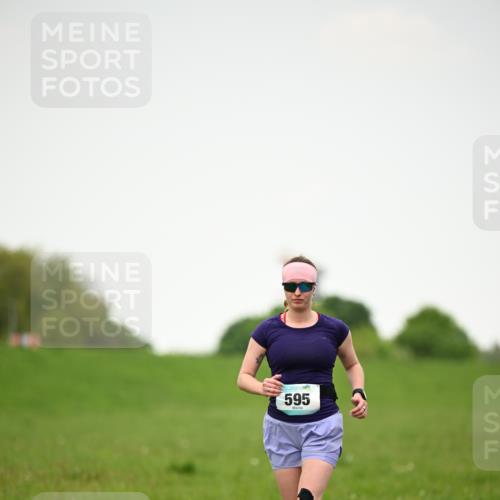 10.05.2026 - 8. Wedeler Halbmarathon Dr. Thomas Lammeyer http://msf.ph/oto/9714745 10.05.2026 12:23:02 Laufen 595 meine-sportfotos.de