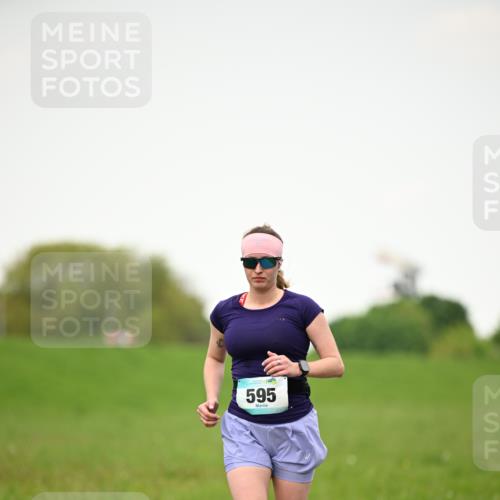 10.05.2026 - 8. Wedeler Halbmarathon Dr. Thomas Lammeyer http://msf.ph/oto/9714757 10.05.2026 12:23:03 Laufen 595 meine-sportfotos.de