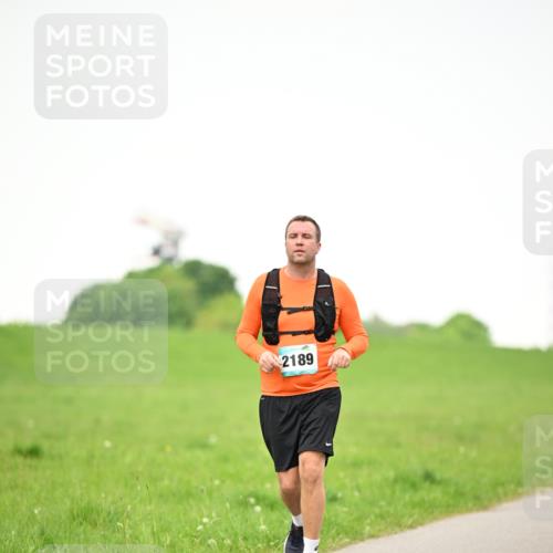 10.05.2026 - 8. Wedeler Halbmarathon Dr. Thomas Lammeyer http://msf.ph/oto/9714768 10.05.2026 12:23:30 Laufen 2189 meine-sportfotos.de