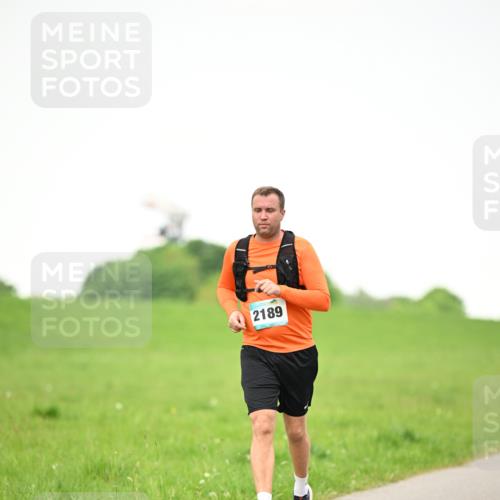 10.05.2026 - 8. Wedeler Halbmarathon Dr. Thomas Lammeyer http://msf.ph/oto/9714771 10.05.2026 12:23:30 Laufen 2189 meine-sportfotos.de