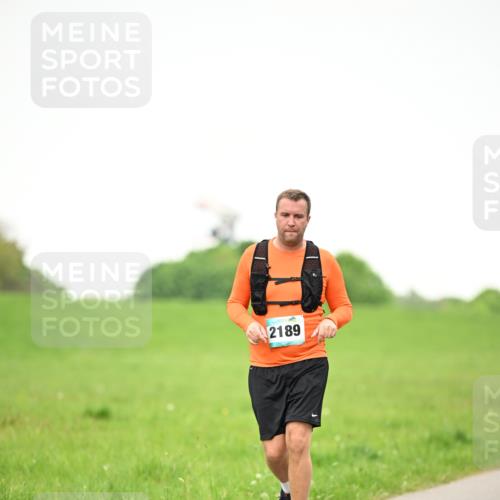 10.05.2026 - 8. Wedeler Halbmarathon Dr. Thomas Lammeyer http://msf.ph/oto/9714778 10.05.2026 12:23:31 Laufen 2189 meine-sportfotos.de