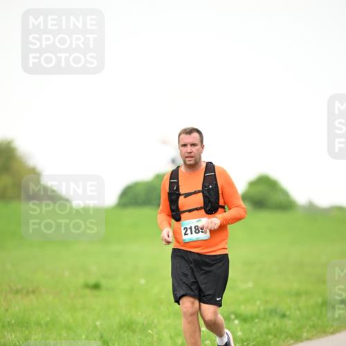 10.05.2026 - 8. Wedeler Halbmarathon Dr. Thomas Lammeyer http://msf.ph/oto/9714782 10.05.2026 12:23:31 Laufen 2189 meine-sportfotos.de