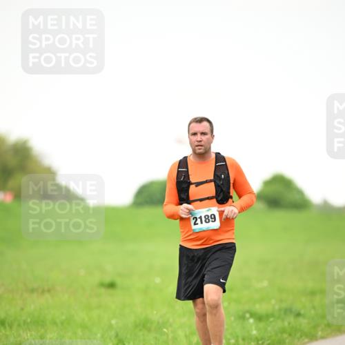 10.05.2026 - 8. Wedeler Halbmarathon Dr. Thomas Lammeyer http://msf.ph/oto/9714784 10.05.2026 12:23:31 Laufen 2189 meine-sportfotos.de