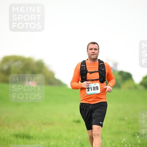10.05.2026 - 8. Wedeler Halbmarathon Dr. Thomas Lammeyer http://msf.ph/oto/9714795 10.05.2026 12:23:32 Laufen 2189 meine-sportfotos.de