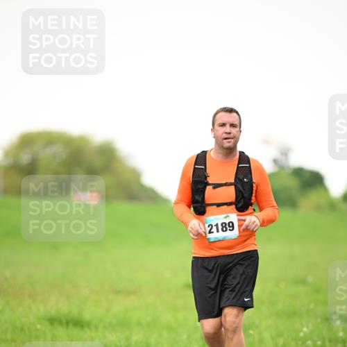 10.05.2026 - 8. Wedeler Halbmarathon Dr. Thomas Lammeyer http://msf.ph/oto/9714796 10.05.2026 12:23:32 Laufen 2189 meine-sportfotos.de