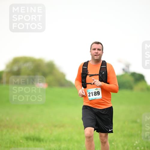 10.05.2026 - 8. Wedeler Halbmarathon Dr. Thomas Lammeyer http://msf.ph/oto/9714798 10.05.2026 12:23:32 Laufen 2189 meine-sportfotos.de