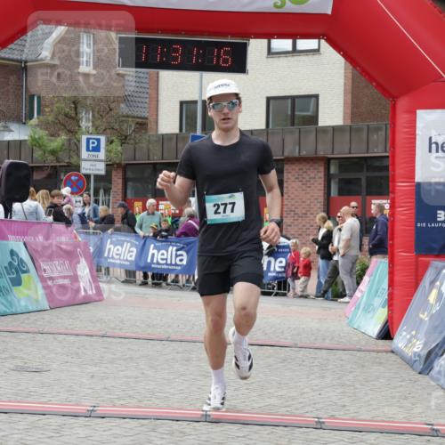 10.05.2026 - 8. Wedeler Halbmarathon Yannick Fuchs http://msf.ph/oto/9714873 10.05.2026 11:31:15 Ziel 277, 852 meine-sportfotos.de