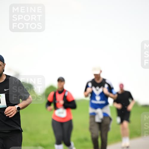 10.05.2026 - 8. Wedeler Halbmarathon Dr. Thomas Lammeyer http://msf.ph/oto/9714961 10.05.2026 12:24:16 Laufen  meine-sportfotos.de