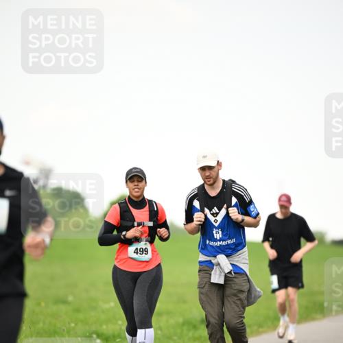 10.05.2026 - 8. Wedeler Halbmarathon Dr. Thomas Lammeyer http://msf.ph/oto/9714962 10.05.2026 12:24:17 Laufen 499 meine-sportfotos.de