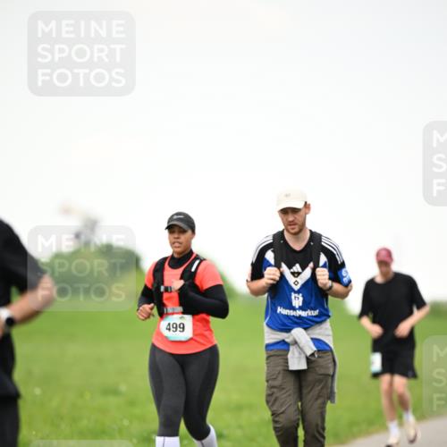 10.05.2026 - 8. Wedeler Halbmarathon Dr. Thomas Lammeyer http://msf.ph/oto/9714967 10.05.2026 12:24:17 Laufen 499 meine-sportfotos.de