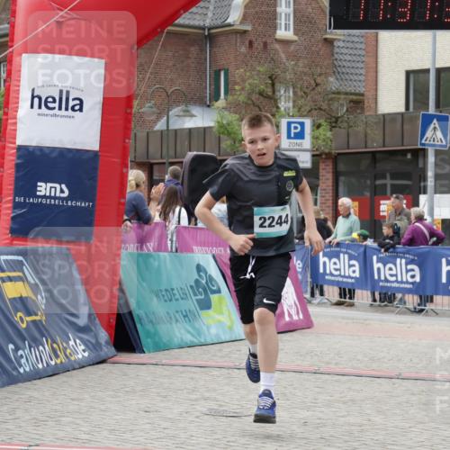 10.05.2026 - 8. Wedeler Halbmarathon Yannick Fuchs http://msf.ph/oto/9714996 10.05.2026 11:31:35 Ziel 83, 300, 2244 meine-sportfotos.de