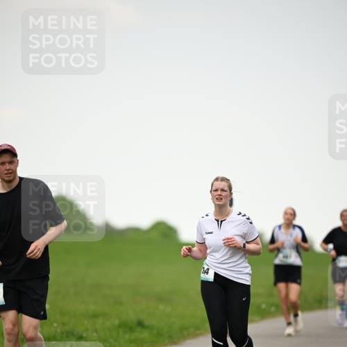 10.05.2026 - 8. Wedeler Halbmarathon Dr. Thomas Lammeyer http://msf.ph/oto/9715013 10.05.2026 12:24:23 Laufen  meine-sportfotos.de