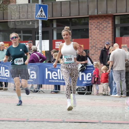 10.05.2026 - 8. Wedeler Halbmarathon Yannick Fuchs http://msf.ph/oto/9715025 10.05.2026 11:31:38 Ziel 83, 300, 2101, 2199, 2244 meine-sportfotos.de