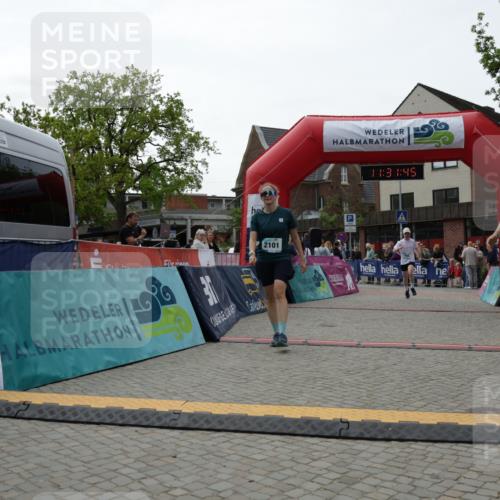 10.05.2026 - 8. Wedeler Halbmarathon Yannick Fuchs http://msf.ph/oto/9715093 10.05.2026 11:31:43 Ziel 300, 555, 2101, 2199 meine-sportfotos.de