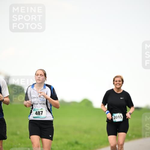 10.05.2026 - 8. Wedeler Halbmarathon Dr. Thomas Lammeyer http://msf.ph/oto/9715104 10.05.2026 12:24:33 Laufen 487, 2015 meine-sportfotos.de