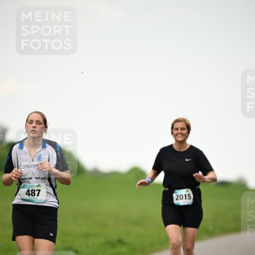10.05.2026 - 8. Wedeler Halbmarathon Dr. Thomas Lammeyer http://msf.ph/oto/9715106 10.05.2026 12:24:34 Laufen 487, 2015 meine-sportfotos.de