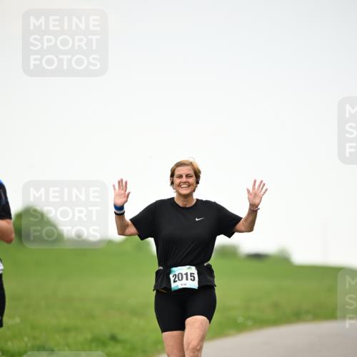 10.05.2026 - 8. Wedeler Halbmarathon Dr. Thomas Lammeyer http://msf.ph/oto/9715110 10.05.2026 12:24:34 Laufen 2015, 869 meine-sportfotos.de