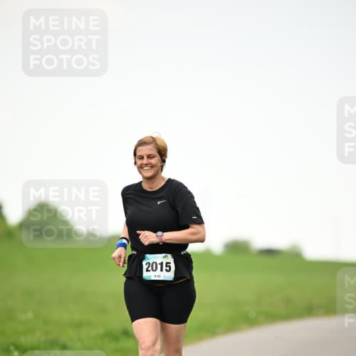 10.05.2026 - 8. Wedeler Halbmarathon Dr. Thomas Lammeyer http://msf.ph/oto/9715123 10.05.2026 12:24:35 Laufen 2015 meine-sportfotos.de