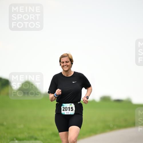 10.05.2026 - 8. Wedeler Halbmarathon Dr. Thomas Lammeyer http://msf.ph/oto/9715126 10.05.2026 12:24:36 Laufen 2015 meine-sportfotos.de
